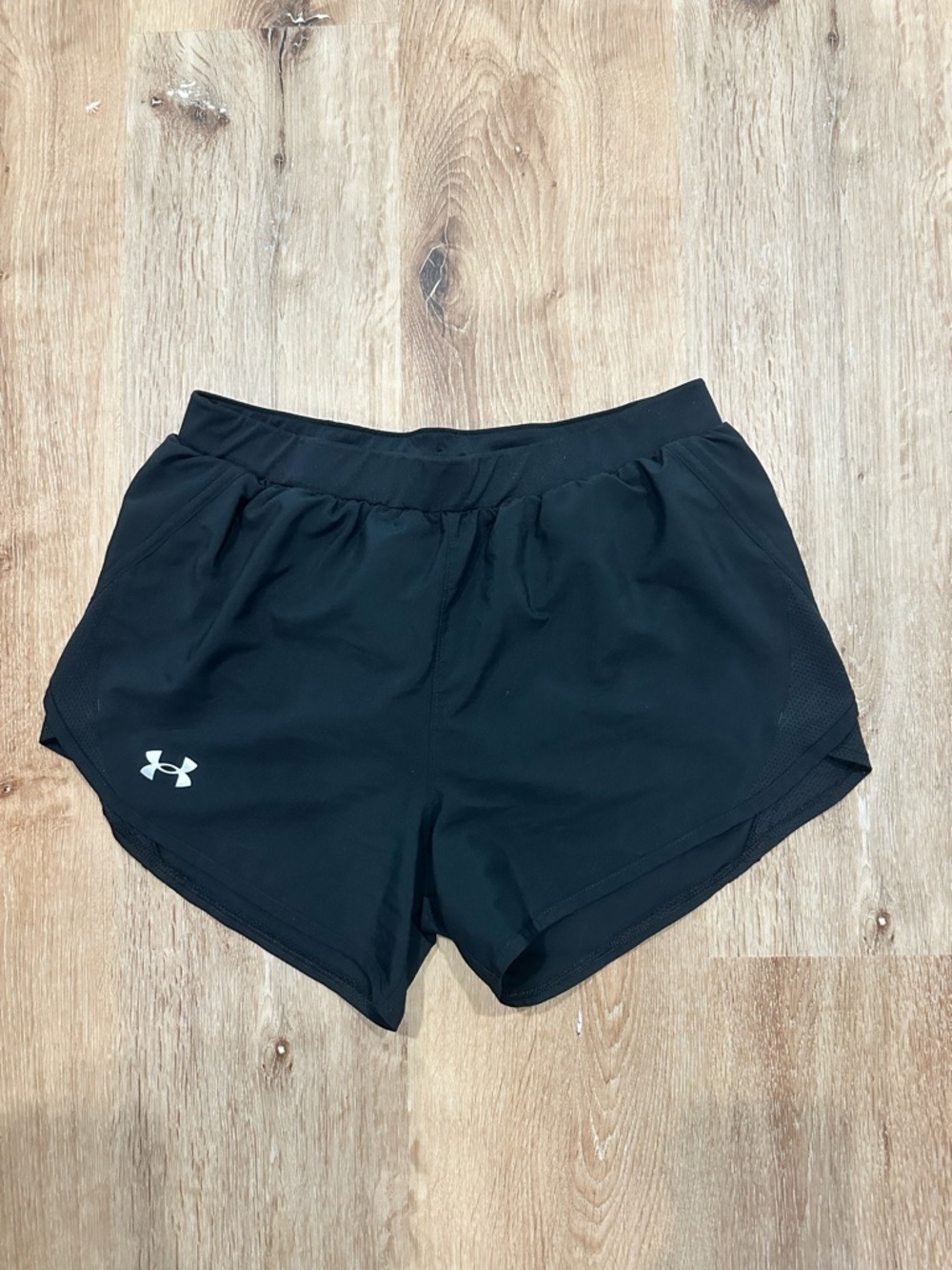 Under Armour Women's Fly By 2.0 Shorts - Black - Small